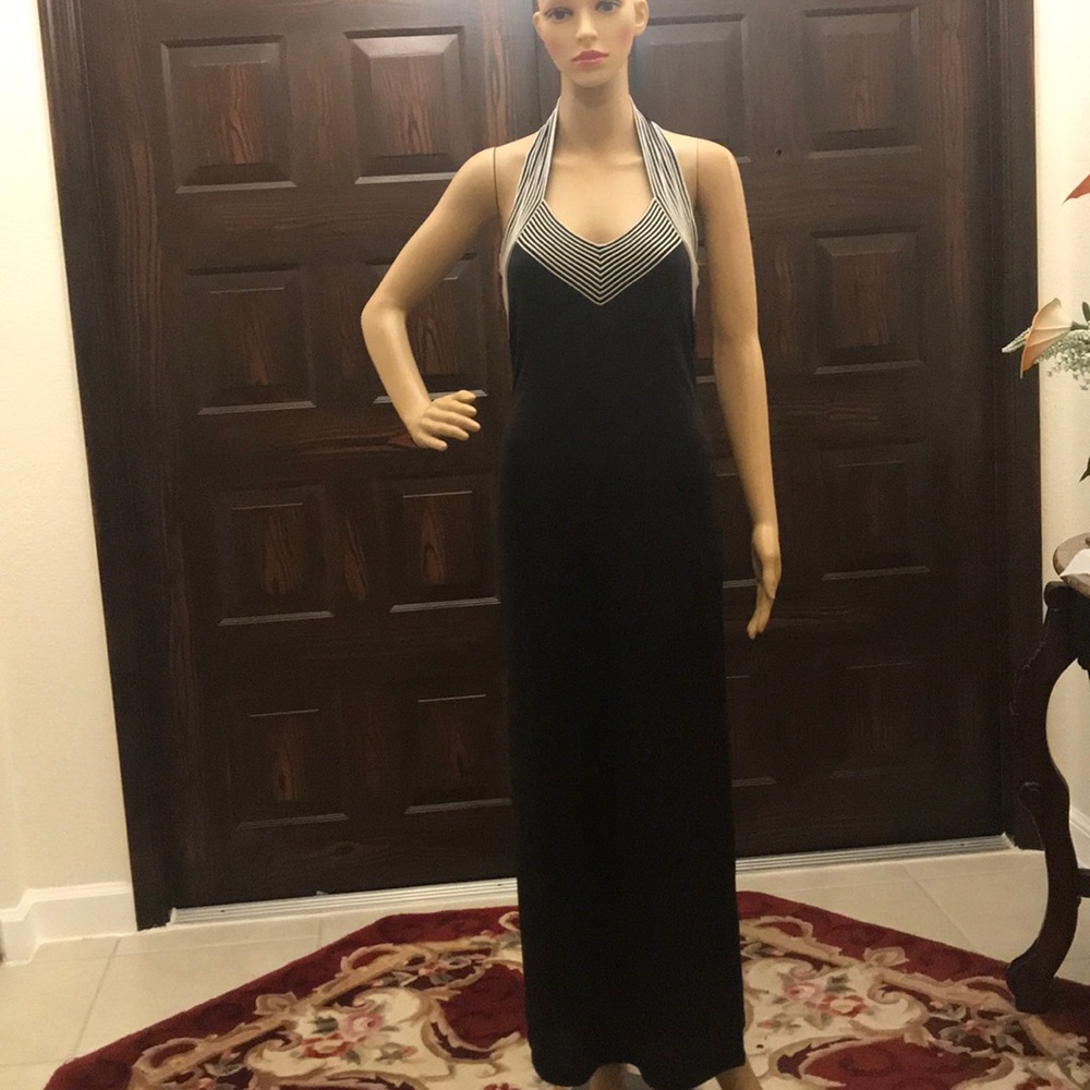 Halter neck dress black and white 34/36 European